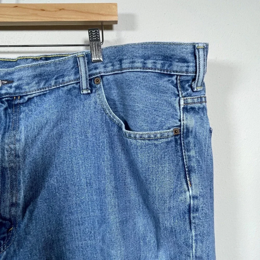 Levi's 560 Comfort Fit Jeans Mens 46x32 Blue Medium Wash Leg Denim